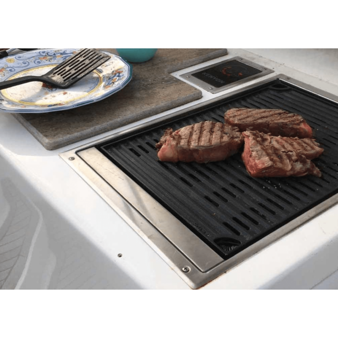 Kenyon Frontier 18-Inch Built-In 240V Electric Grill with Remote Control