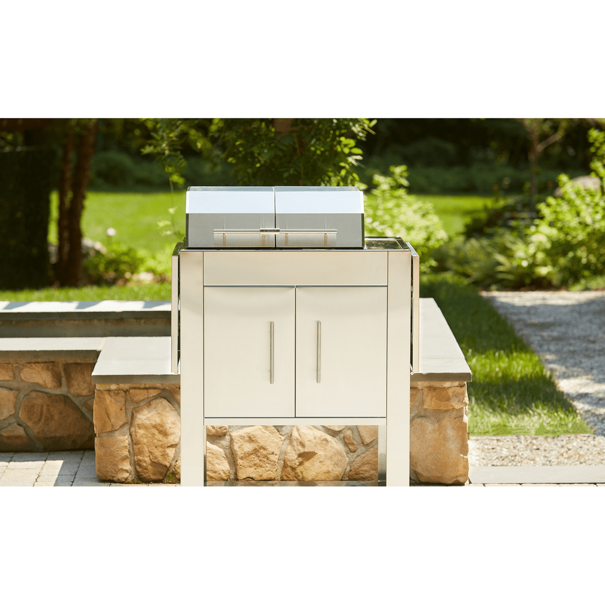 Kenyon Texan 240V Electric Grill with Stand - Dual-Zone Touch Control
