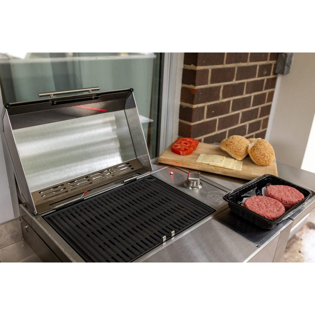 Kenyon City 40-Inch 120V Portable Electric Grill - Premium Freestanding Outdoor Cooking
