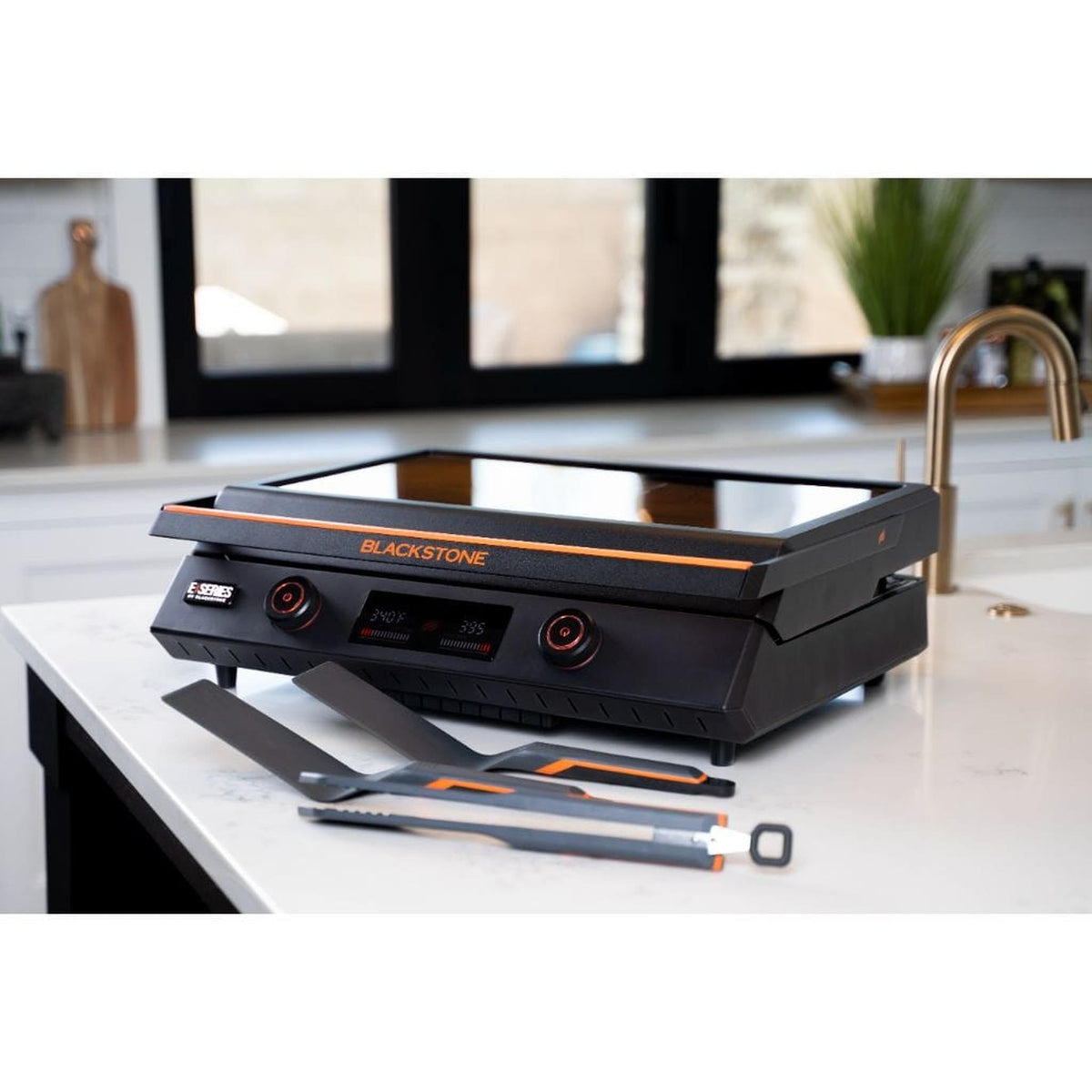Blackstone 22-Inch E-Series Tabletop Electric Griddle - Portable Indoor Cooking