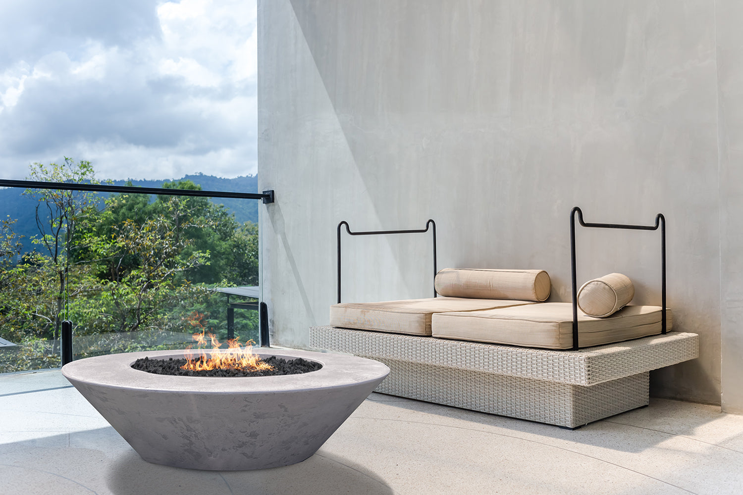 Prism Hardscapes Embarcadero 60 Concrete Fire Table