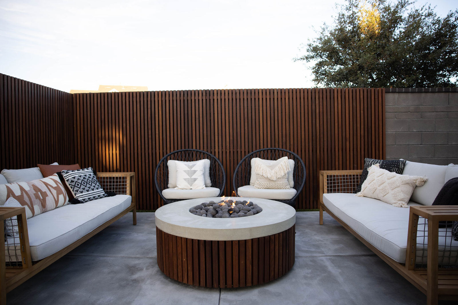 Prism Hardscapes 48" Hampton Concrete Fire Bowl