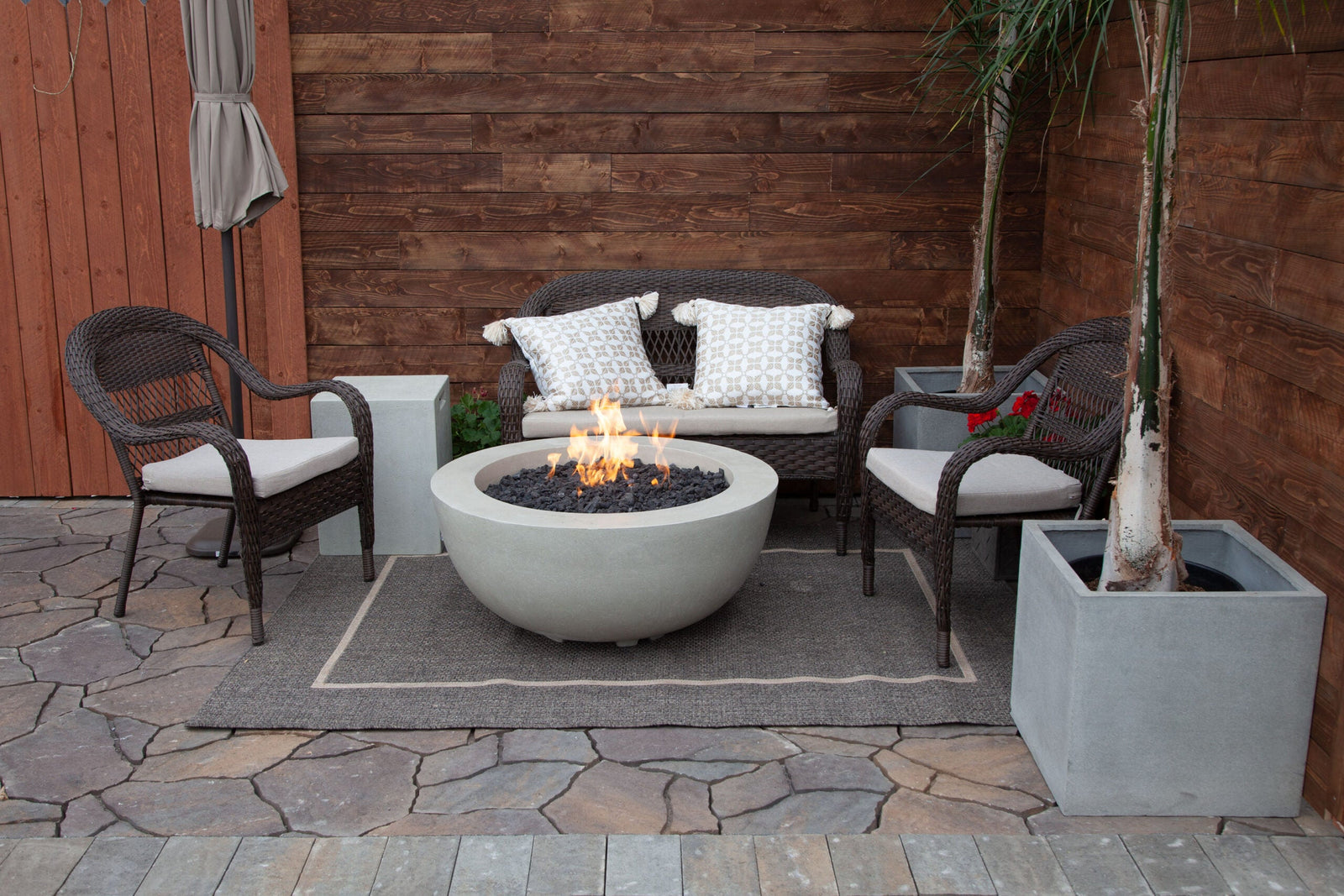 Prism Hardscapes 39" Moderno 8 Concrete Fire Bowl