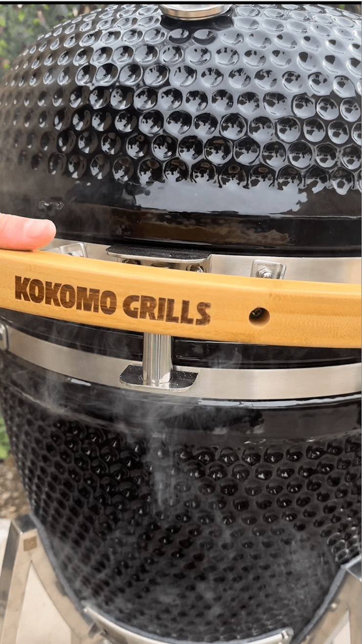 KoKoMo Grills 21-inch Ceramic Kamado BBQ Grill view 4