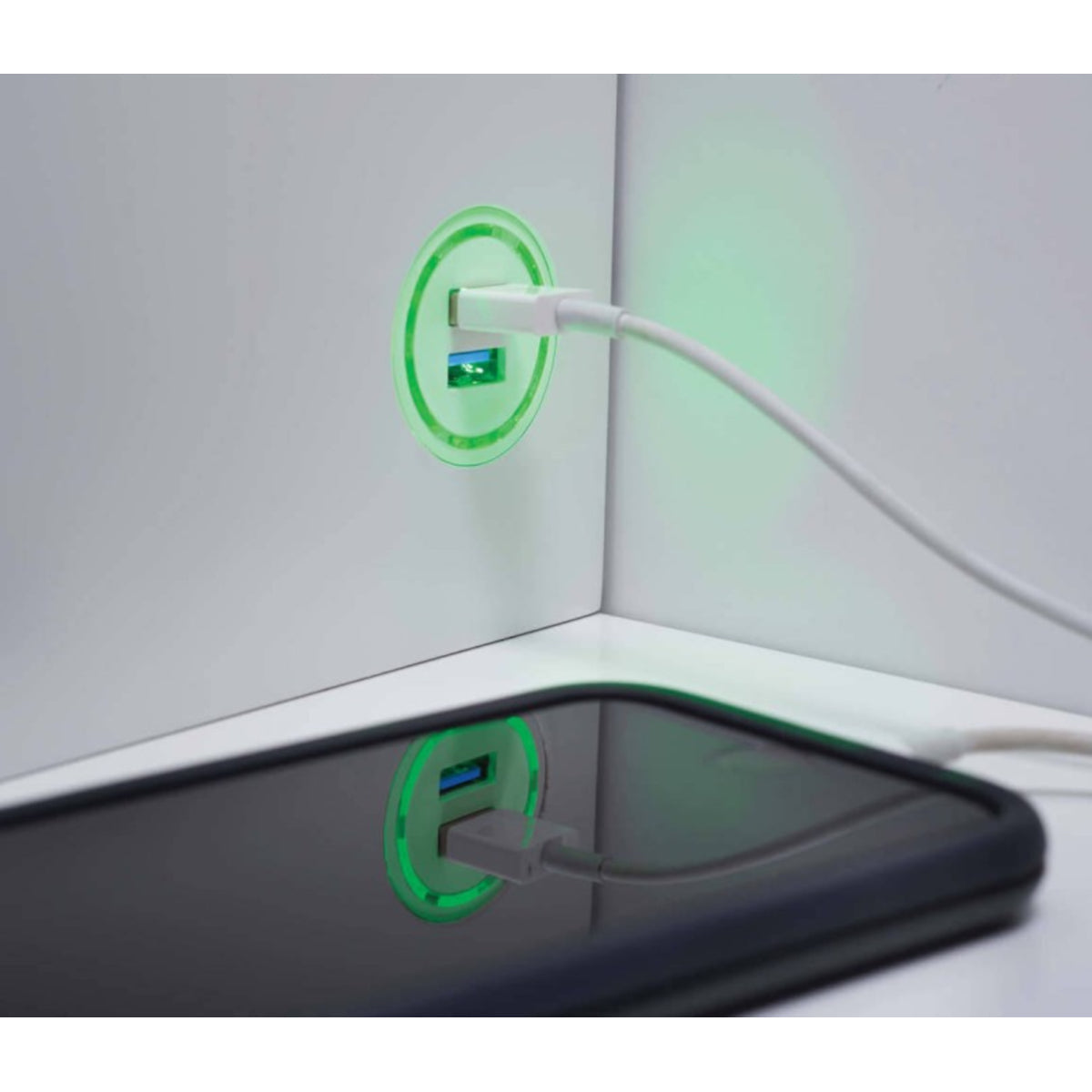 Napoleon Stylus Cara Elite Connected Wall Hanging Electric Fireplace (Model NEFP32-5019W-IOT)